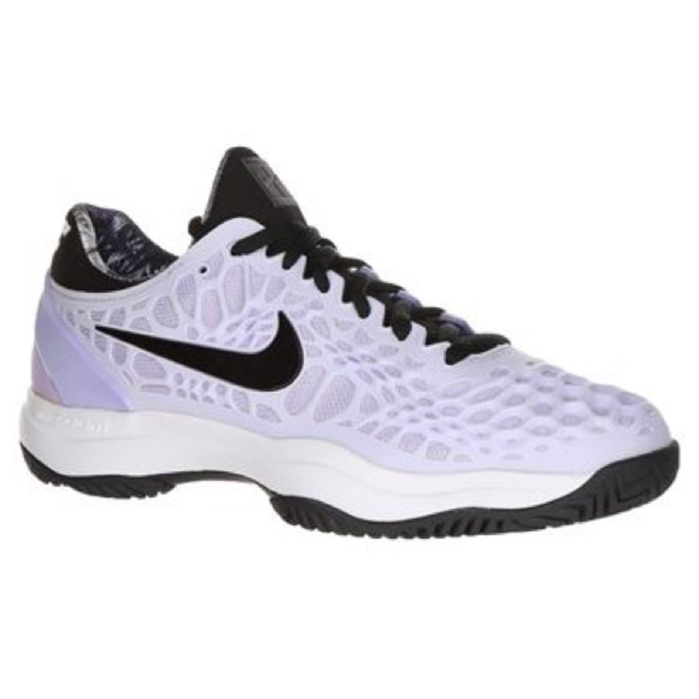 Women’s Nike Zoom Cage 3 tennis/court shoe, size 8